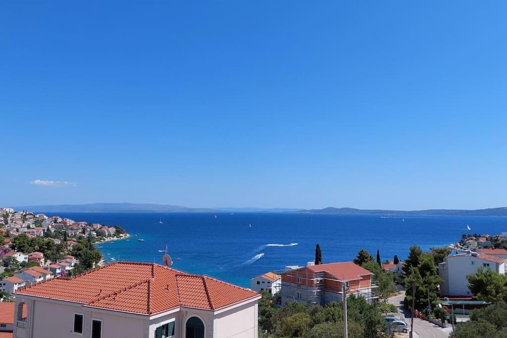 Apartment Vista Oasis With Pool And Terrace Trogir Buitenkant foto